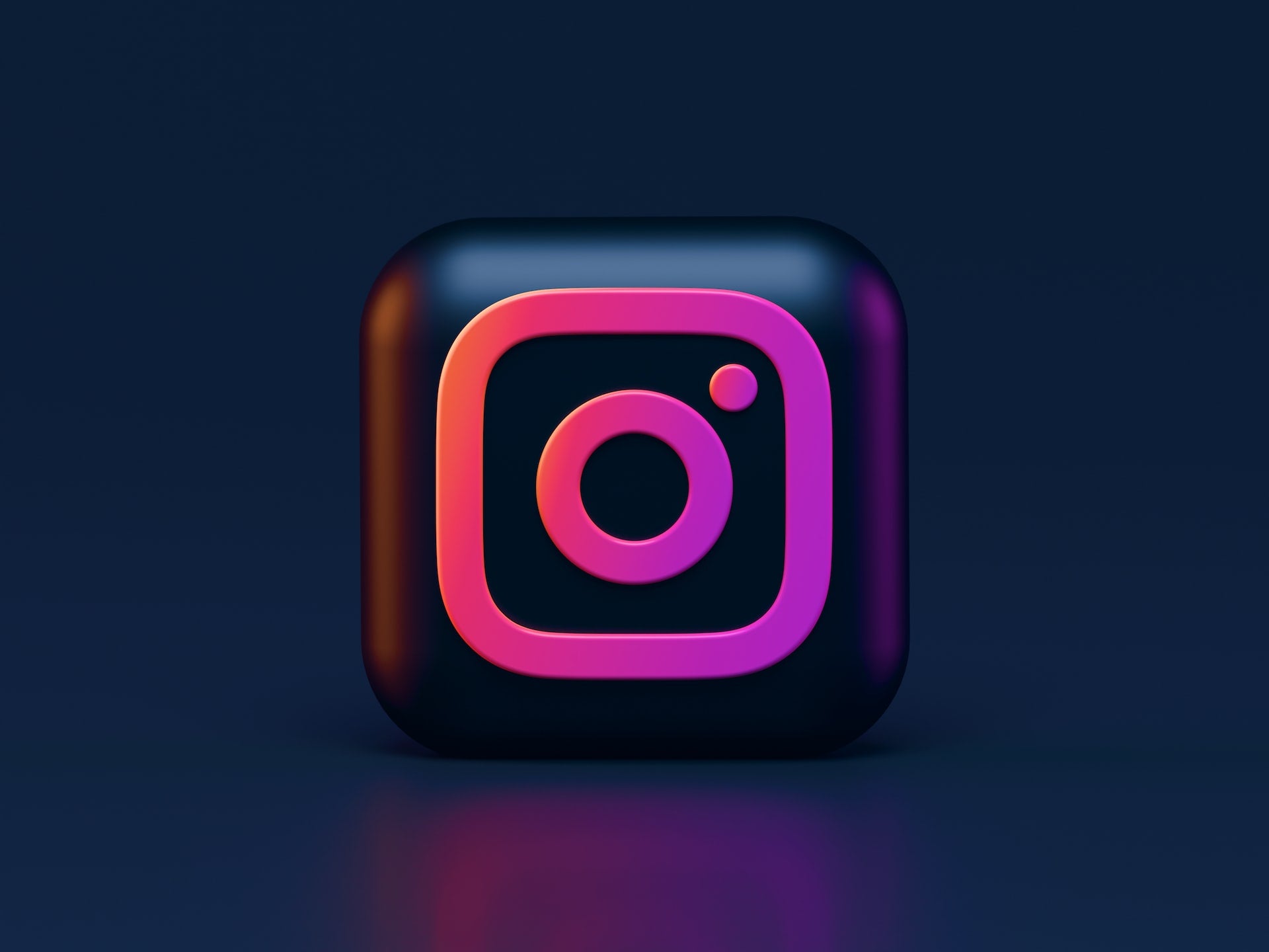 shopify instagram ad examples