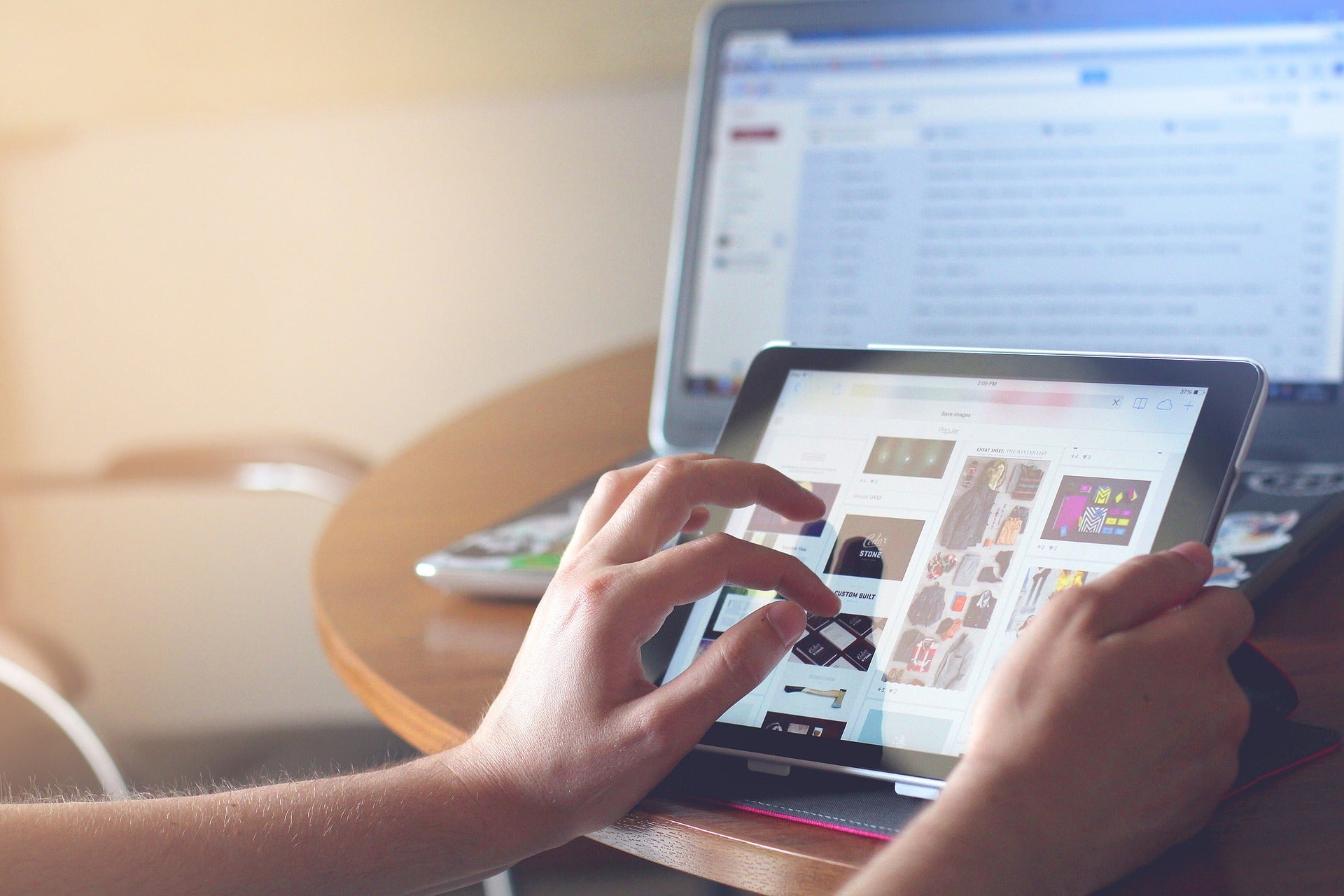 selling digital products online on Shopify