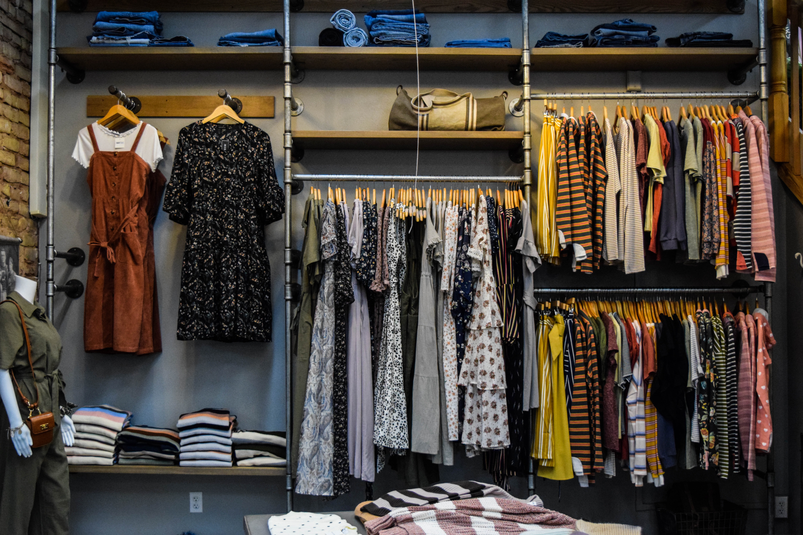 Complete Guide to Setting Up Your Shopify Fashion and Apparel Store - XgenTech